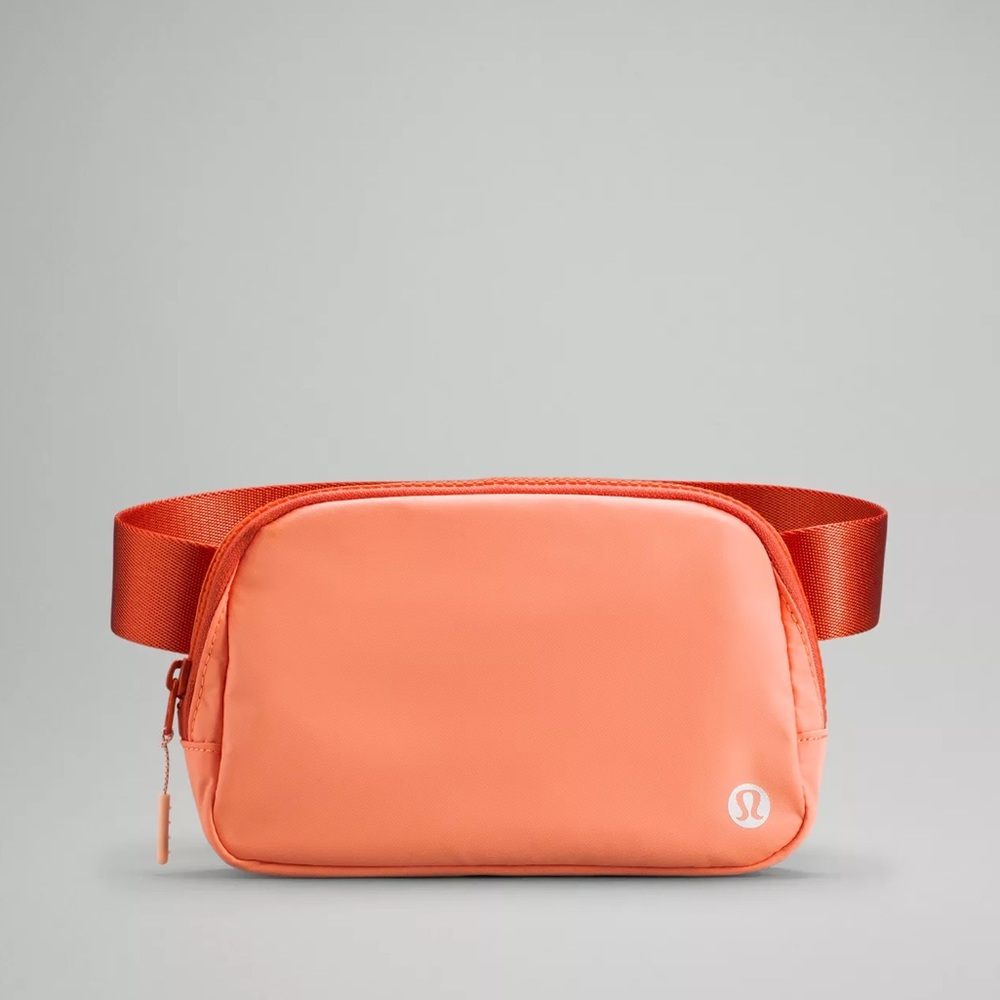 NWOT Lululemon Everywhere Belt Bag Golden Apricot Warm Coral LW9DROS 1L